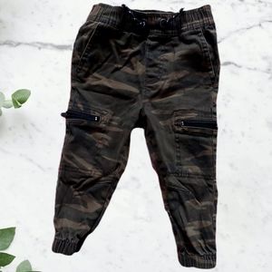 Military camouflage pants for boy